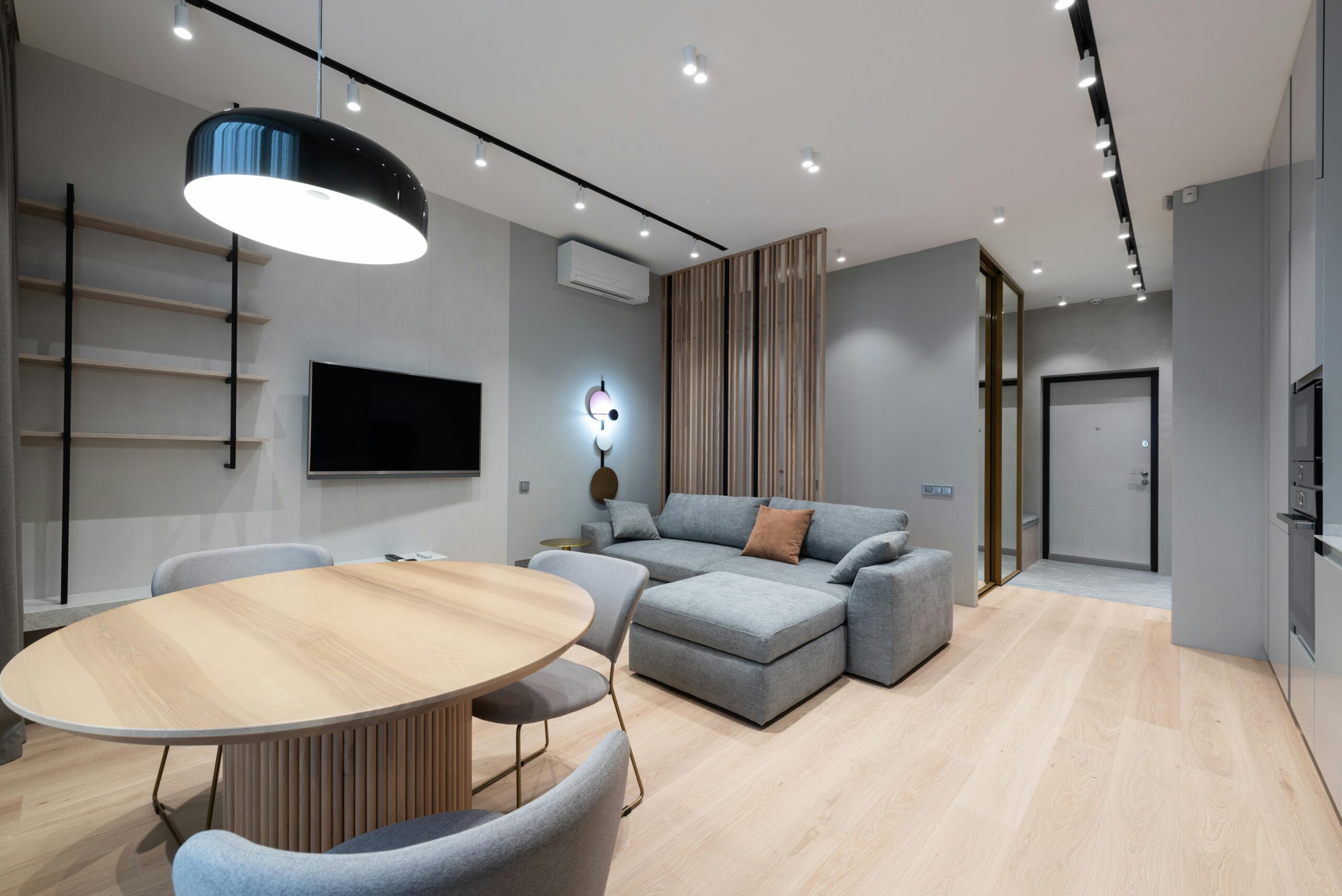 Royal Comfort Sofa - Image 2