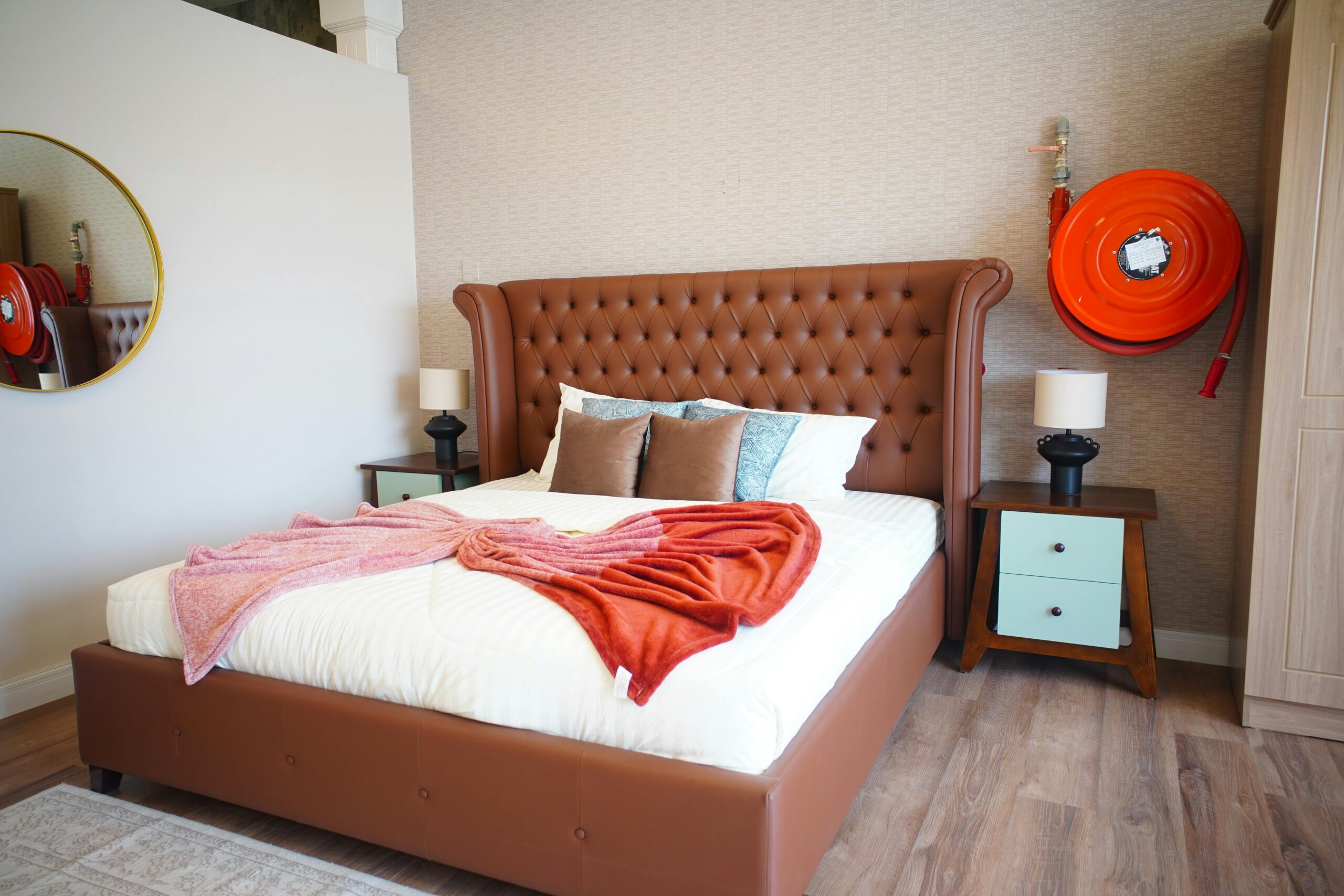 Regal Leather Wingback Bed - Image 4