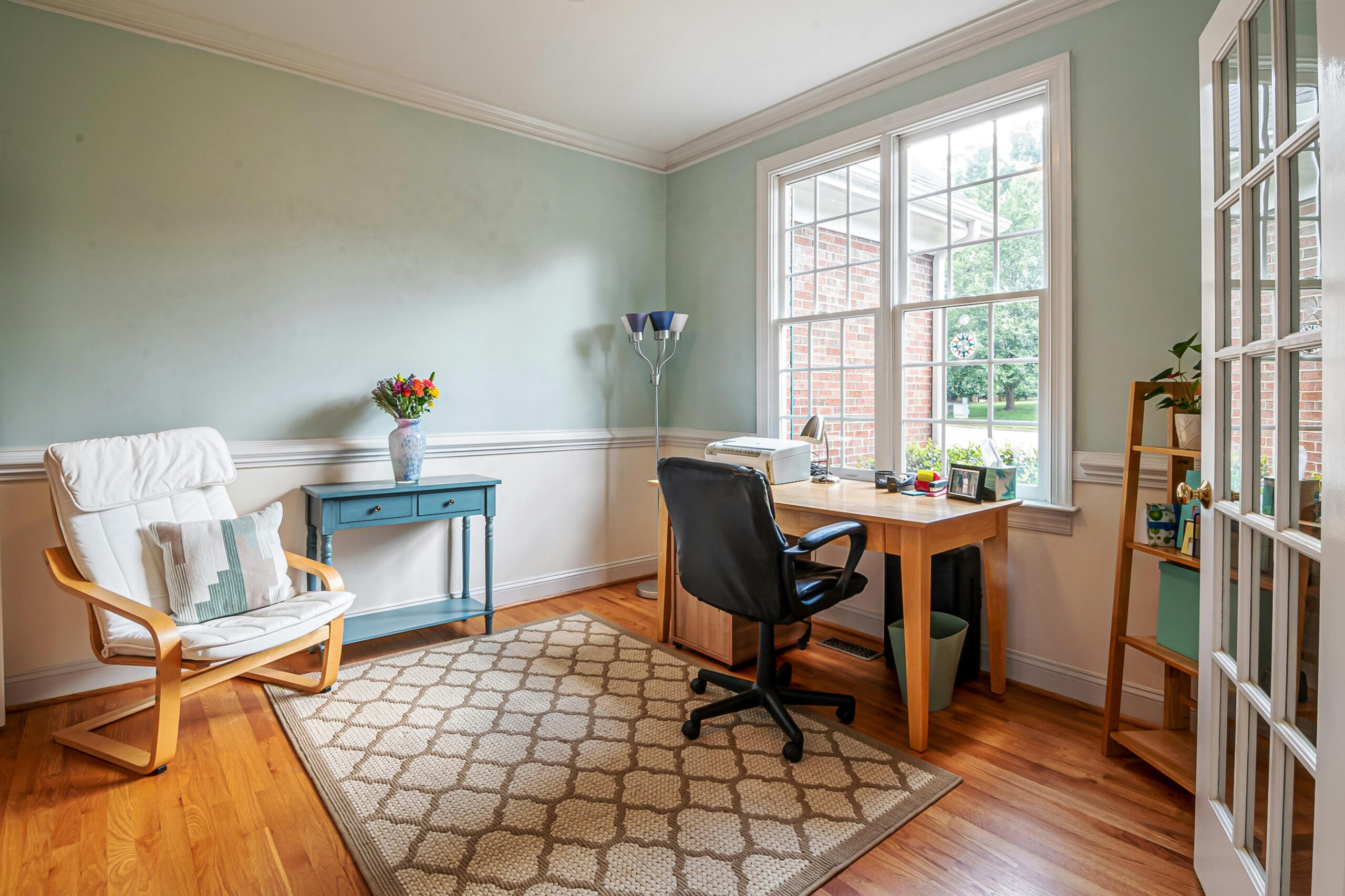 Classic Executive Wooden Office Set - Image 2