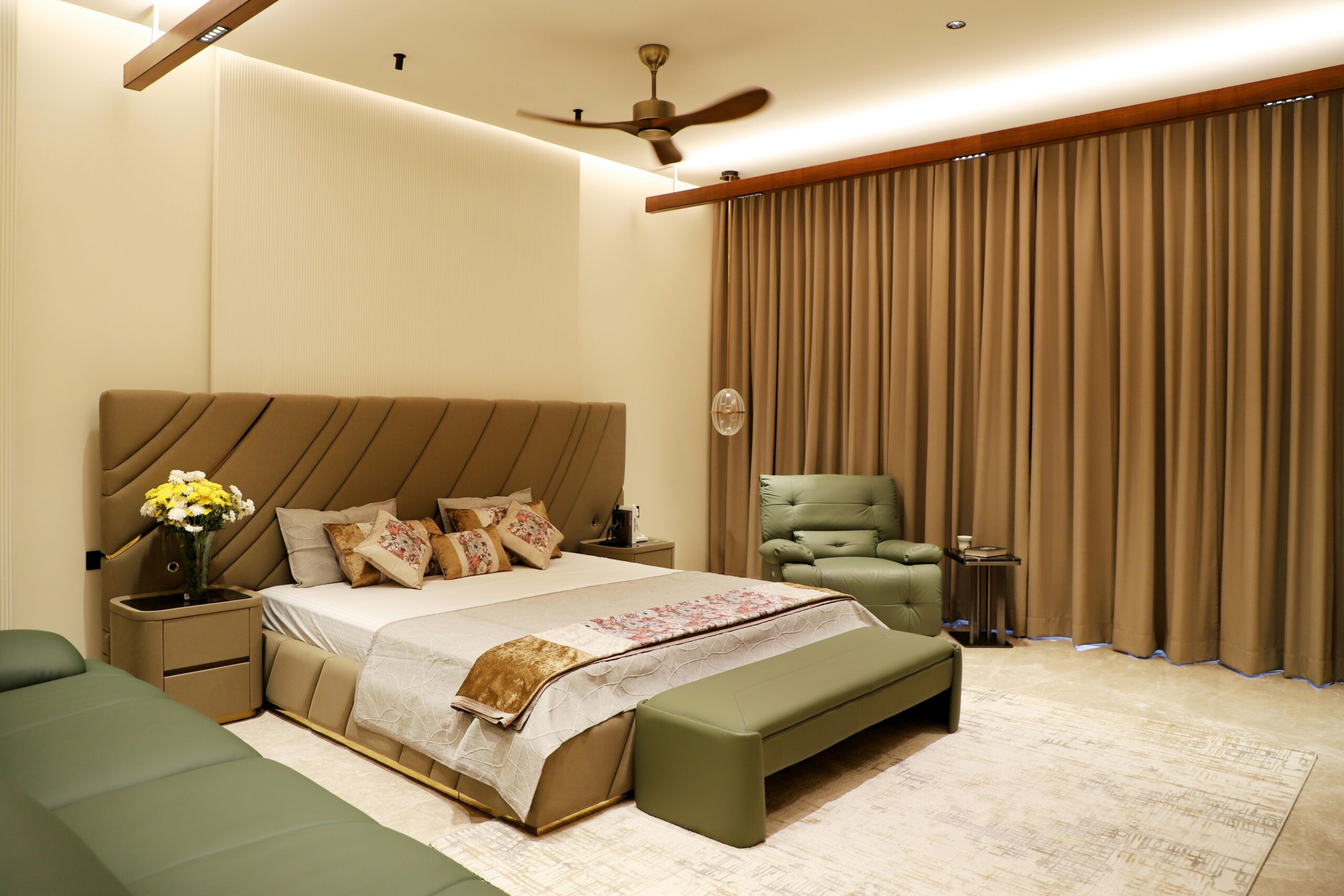 Comfort Panel Bed